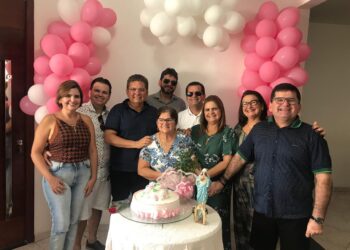 ALPB emite nota e voto de pesar pela morte de Dona Elizabete Pereira de Araújo, mãe do presidente Adriano Galdino