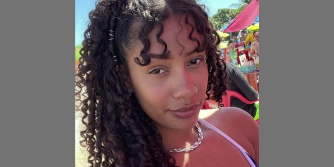 Incêndio de grandes proporções destrói área comercial no Varadouro