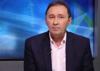 Deusdete Queiroga já tem assinaturas suficientes e chega como favorito à vaga no TCE-PB