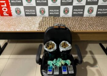 PM apreende mais de 800 porções de drogas em casa abandonada em João Pessoa