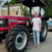 Segundo trator no Sertão: Luciano Cartaxo entrega mais um equipamento em Curralinho, zona rural de Sousa