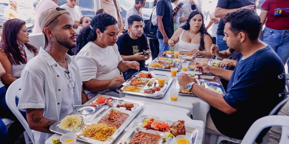 Cícero Lucena entrega revitalização do Ponto de Cem Réis e da Duque de Caxias, ampliando ações no Centro Histórico