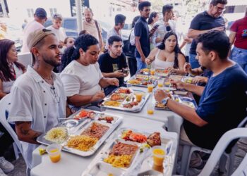 Cícero Lucena entrega revitalização do Ponto de Cem Réis e da Duque de Caxias, ampliando ações no Centro Histórico