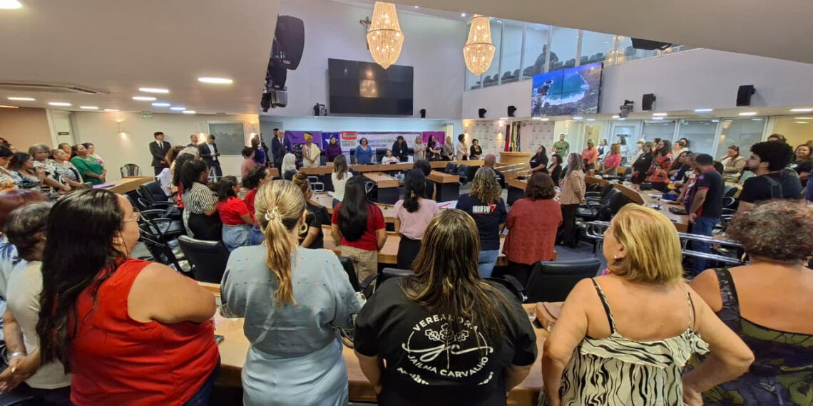 ALPB realiza sessão especial em comemoração ao Mês da Mulher