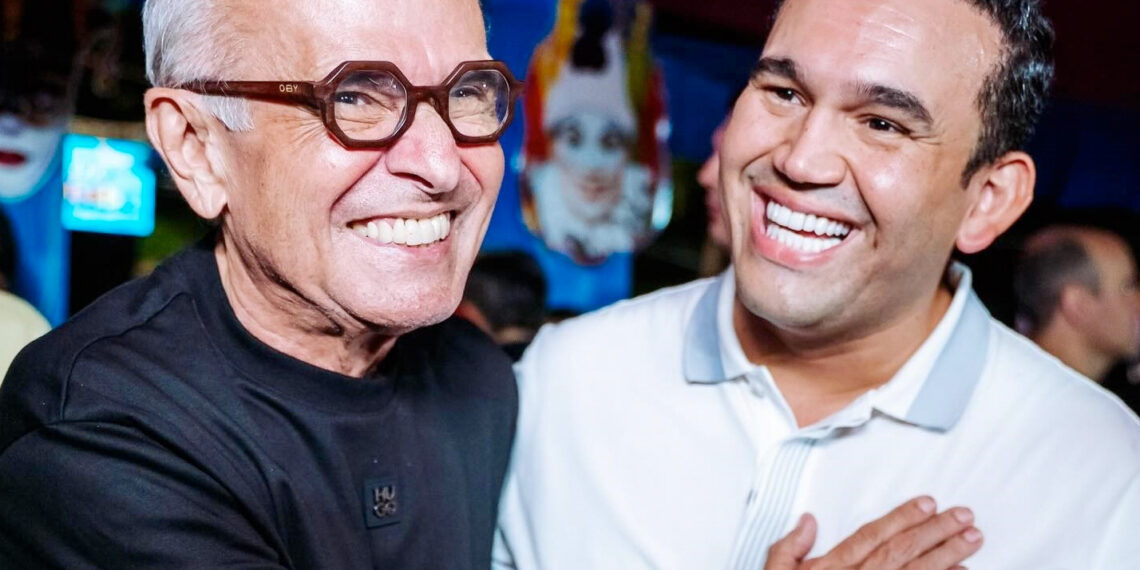 Jhony Bezerra anuncia apoio ao projeto de Cícero Lucena ao Governo do Estado