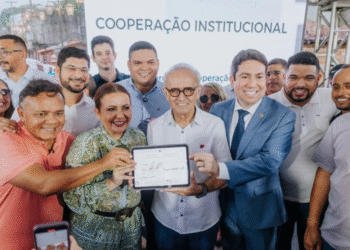 Cícero Lucena e Tarcyanna Leitão assinam convênio para reforma da histórica Ponte do Baralho, em Bayeux