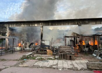 Incêndio atinge Mercado Modelo em João Pessoa pela segunda vez