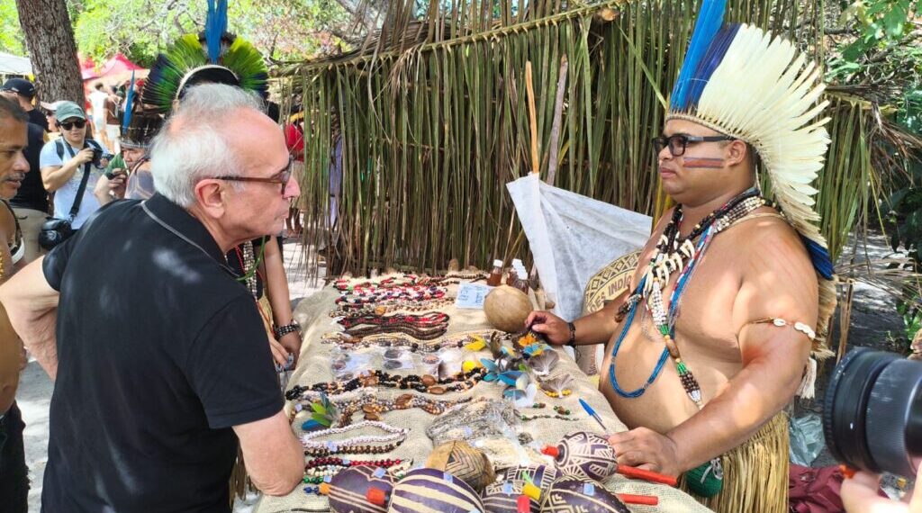 No Dia dos Povos Indígenas, Cícero Lucena é acolhido na Aldeia São Francisco, debate demandas e reforça compromisso com a causa