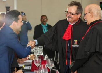 Lucas Ribeiro destaca parceira com o MPPB no combate ao crime organizado durante posse dos novos procuradores de Justiça