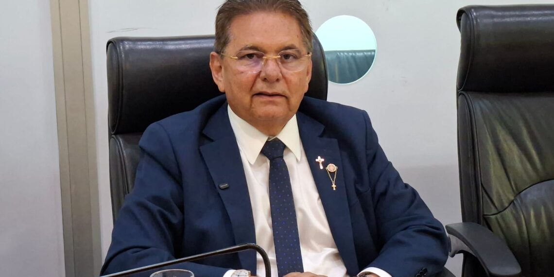 Adriano Galdino defende descentralização de incentivos fiscais para impulsionar desenvolvimento regional na Paraíba