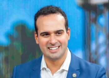 Lucas Ribeiro nomeia secretários para Administração e Desenvolvimento Humano; veja outros nomes