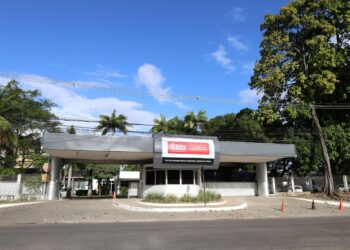 Leo Bezerra decreta expediente facultativo na próxima segunda-feira, dia 20