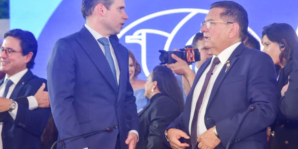 Adriano defende Republicanos na chapa e não descarta discussão sobre vice