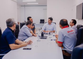 Crise do lixo: Leo Bezerra cria força-tarefa para normalizar coleta em João Pessoa