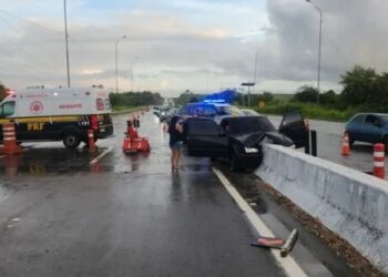 Homem morre e duas pessoas ficam feridas em acidente na BR-101 em Santa Rita