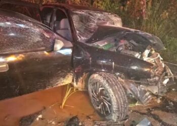Acidente entre dois carros deixa pai, bebê de sete meses e avó mortos no Sertão da Paraíba