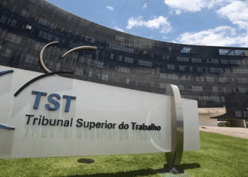 TST valida atuação de empresas contra cláusulas de convenções coletivas e reforça limites da negociação sindical