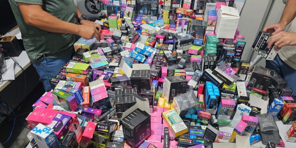 Quase dois mil ‘vapes’ são apreendidos, em Campina Grande