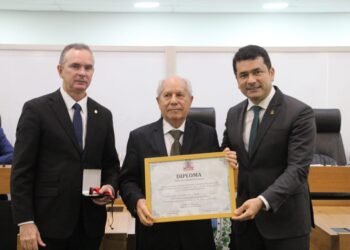 ALPB concede Medalha de Mérito Jurídico ao advogado João Gonçalves de Aguiar