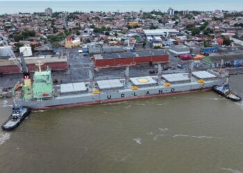 Porto de Cabedelo registra marco histórico com atracação do navio Fermita