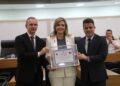 ALPB concede cidadania paraibana à procuradora-Chefe da União na Paraíba, Íris Catarina Dias Teixeira