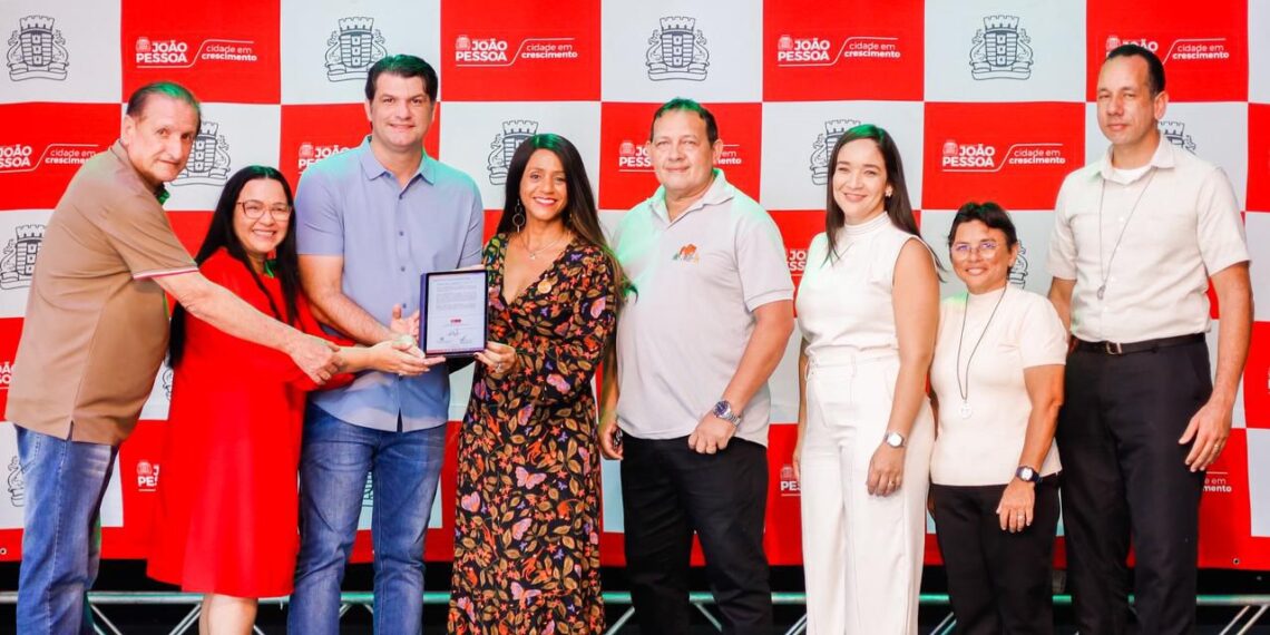 Leo Bezerra garante R$ 1,1 milhão para instituições de apoio a crianças e adolescentes