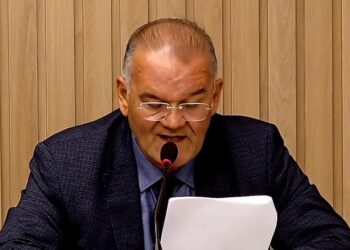 Câmara reprova contas de 2021 de Emerson Panta por unanimidade