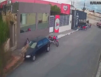 Criança escapa por pouco de desabamento de muro em Esperança