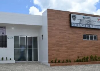 Polícia pede internação de adolescente após morte de recém-nascido encontrado entre muros em Alhandra