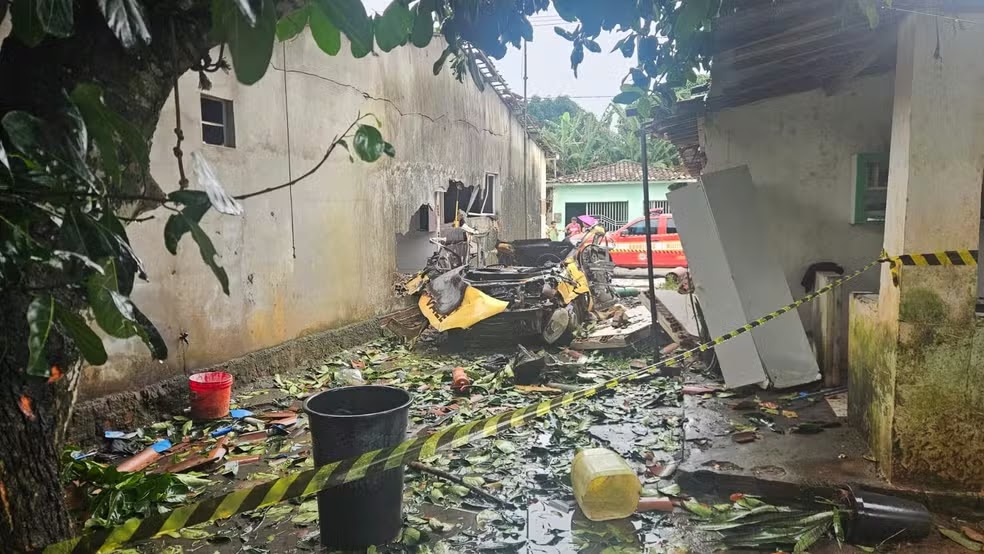Homem morre após explosão de veículo seguida de incêndio, em Sapé