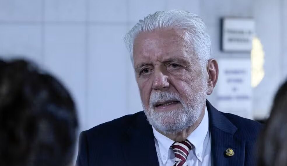Urgente: Jaques Wagner pede para sair da liderança do Senado após operação da PF