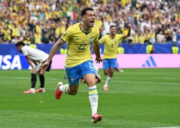 Brasil passa pelo Japão e avança às oitavas de final