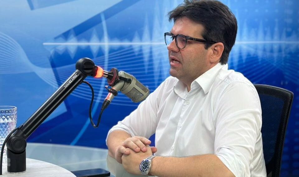 Eduardo Carneiro revela chegada de deputados de oposição à base de Lucas