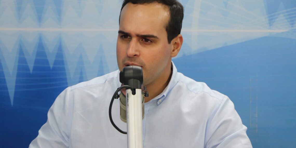 Lucas destaca lealdade de Eduardo e diz que quem fica “em cima do muro” será cobrado
