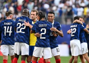França vence Suécia e garante classificação para as oitavas de final da Copa do Mundo