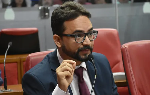 TCE decide amanhã se livra Tibério Limeira de reprovação de contas com ‘cartão-alimentação’