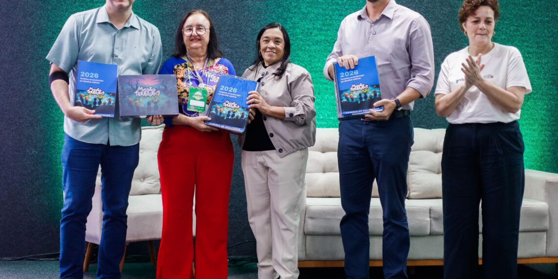 Leo Bezerra reafirma compromisso com o plantio de árvores e reforça cuidados com o descarte corretamente de lixo