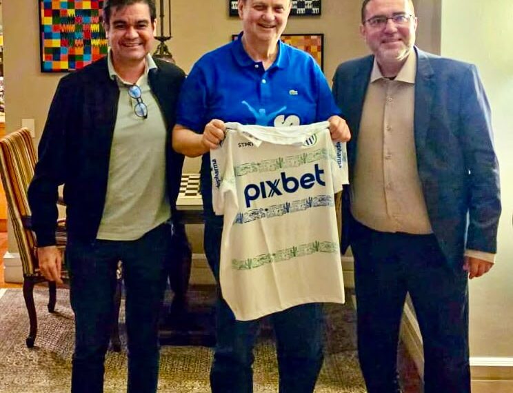 Mersinho Lucena articula investimentos para municípios da Paraíba em reunião com Kassab, em São Paulo