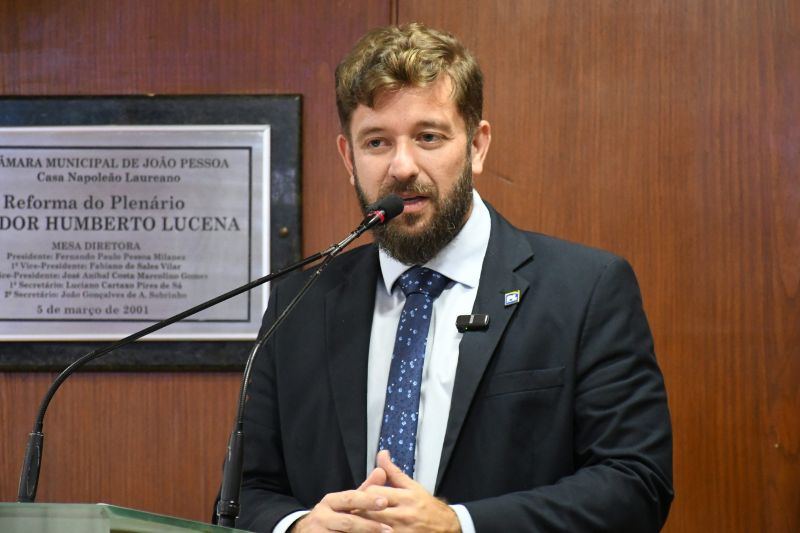Vereador Fábio Lopes é reconhecido pela UNICEF por aprovação de projeto sobre alimentação saudável nas escolas