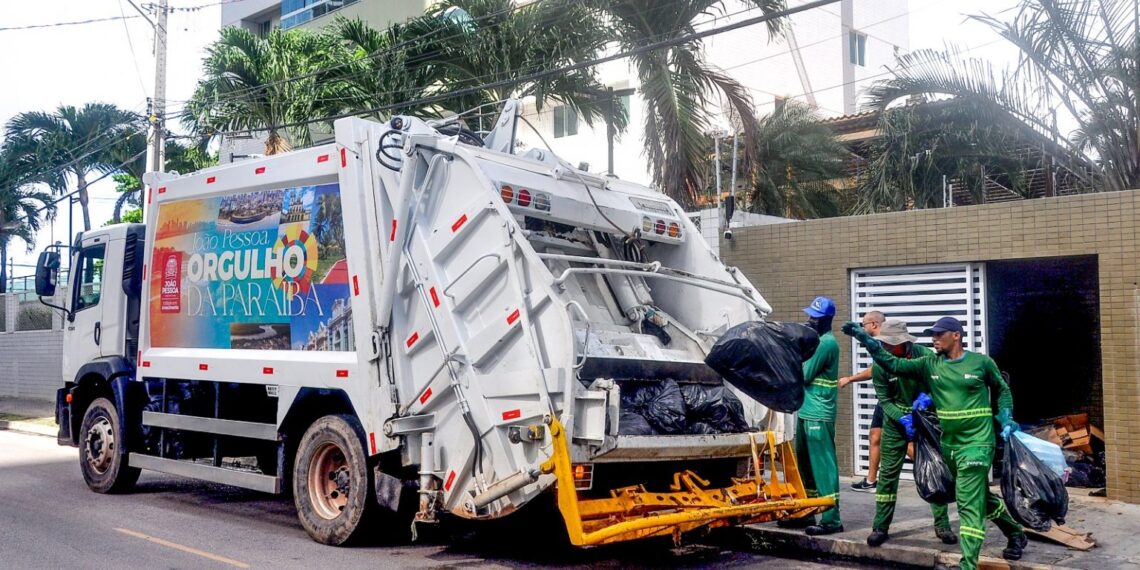 Sem acordo, trabalhadores da limpeza urbana de João Pessoa preparam greve