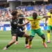Canadá vence África do Sul nos acréscimos e vai às oitavas da Copa do Mundo