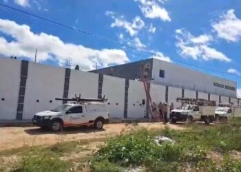 Cinco pessoas são presas suspeitas de furtar energia com ligações irregulares, em São Bento
