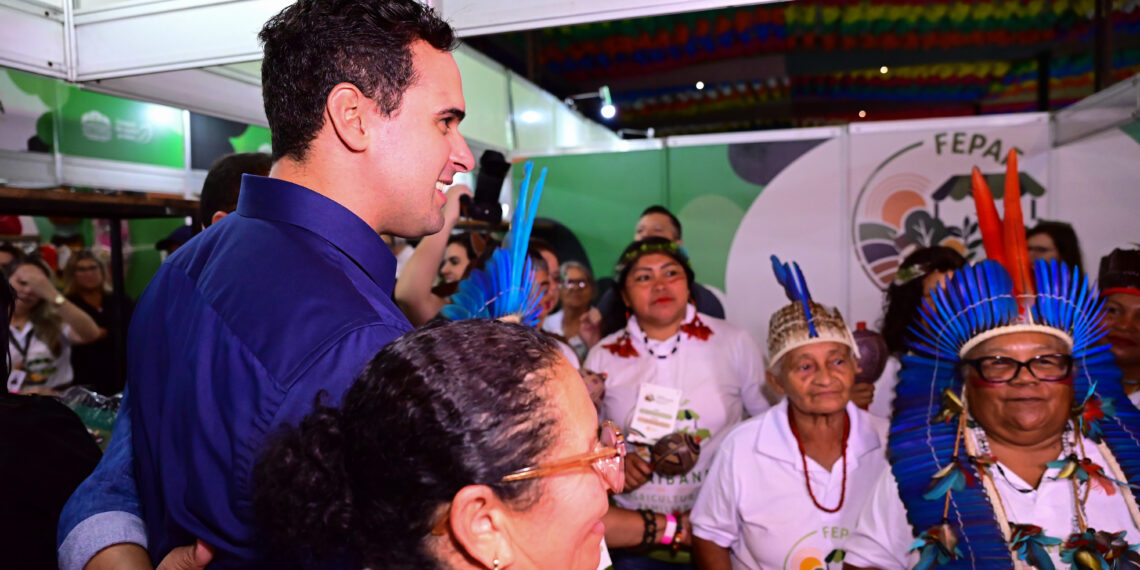 Governador Lucas Ribeiro visita Feira Paraibana de Agricultura Familiar em Campina Grande