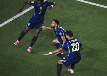 Brasil se impõe sobre Haiti e surfa rumo à liderança de sua chave na Copa do Mundo