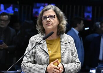 Lula anuncia Teresa Leitão como nova liderança do governo no Senado
