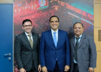 Raniery e Mallaguty pedem apoio para o Guarafolia ao ministro do Turismo