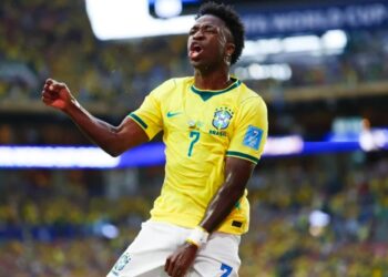 Com brilho de Vini Jr. e volta de Neymar, Brasil bate Escócia na Copa do Mundo