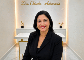 Advogada Claudia de Oliveira é assassinada em casa por homens encapuzados na Bahia