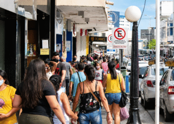 Motorista suspeito de atropelar produtor de eventos é interrogado e carro passa por perícia