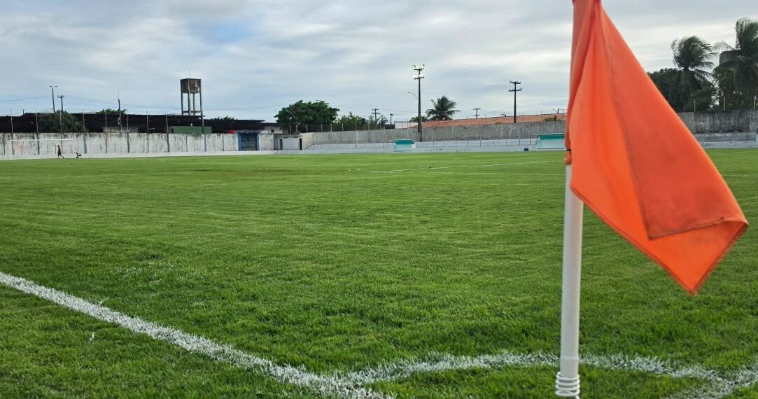 Prefeitura de João Pessoa entrega novo gramado do Estádio Wilsão, em Mangabeira, neste sábado
